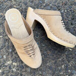 No. 6 Heidi Clog - Size 38